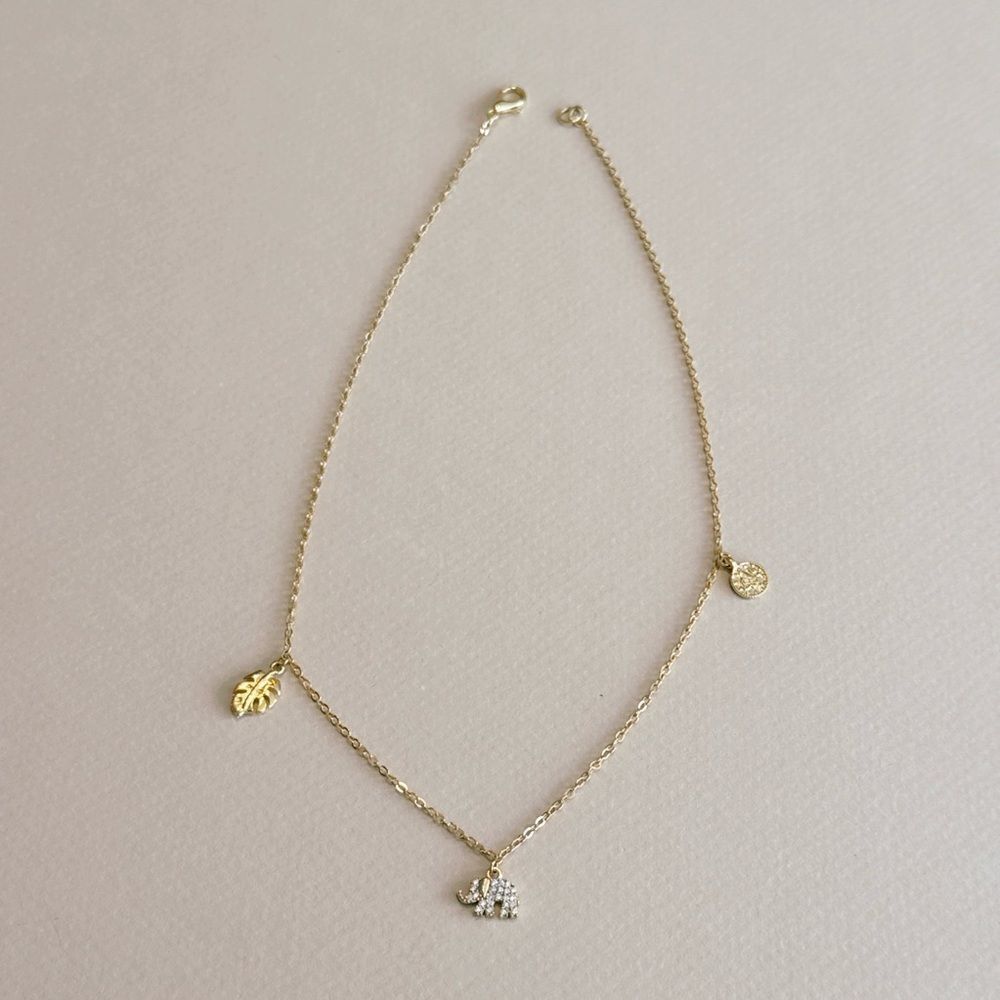 Elephant Necklace R818